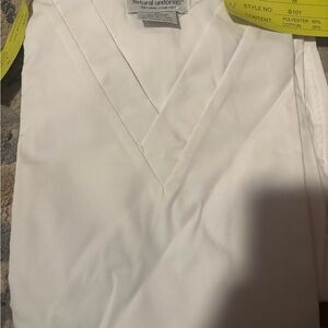 2 pair of scrubs size M never worn (white set, green & black set) #scrubs #nurse